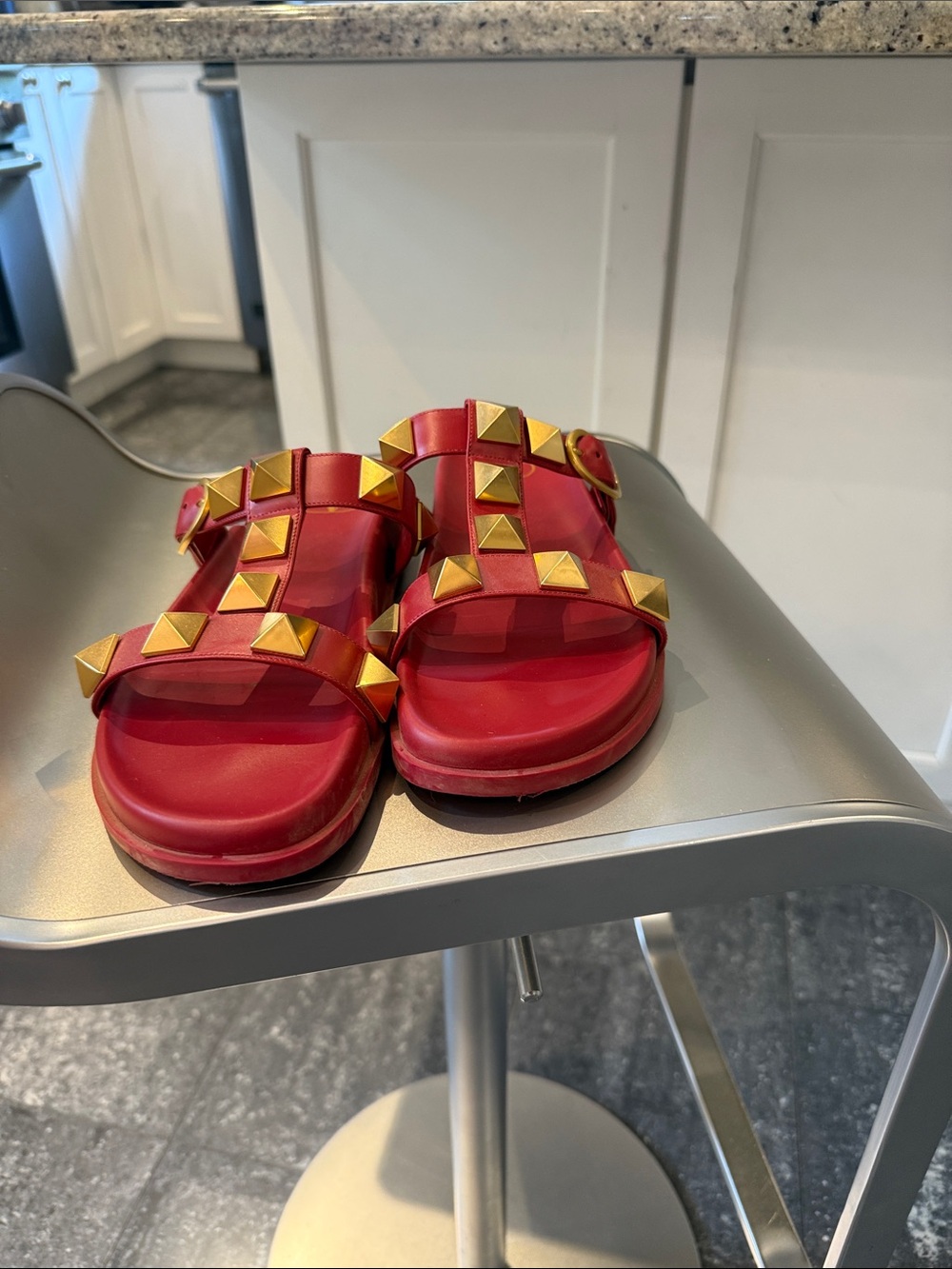 Valentino Rockstud Leather Roman Red Slide Sandals - Picture 4 of 12